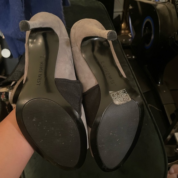 Nine West - Picture 5 of 6